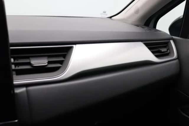 Renault Captur (2024) thumbnail 37