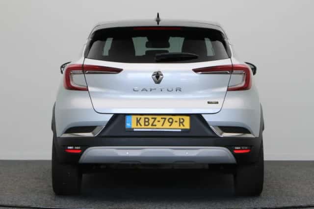 Renault Captur (2024) thumbnail 7