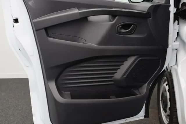 Renault Trafic (2026) thumbnail 15