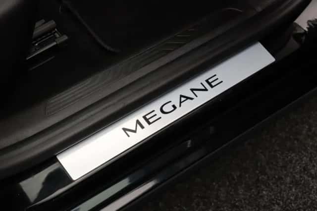 Renault Mégane (2017) thumbnail 14