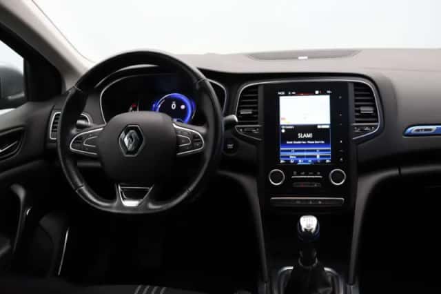 Renault Mégane (2017) thumbnail 4