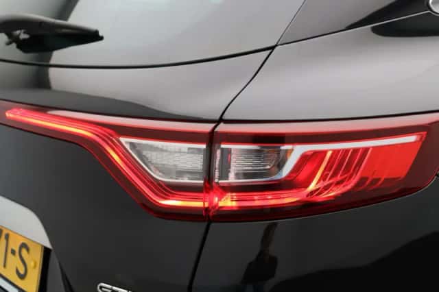 Renault Mégane (2017) thumbnail 42