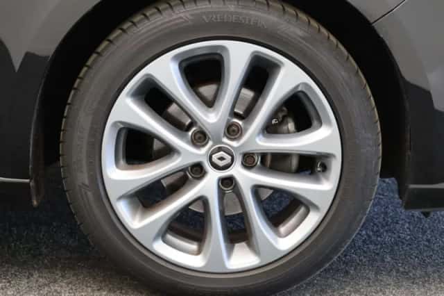 Renault Mégane (2017) thumbnail 43