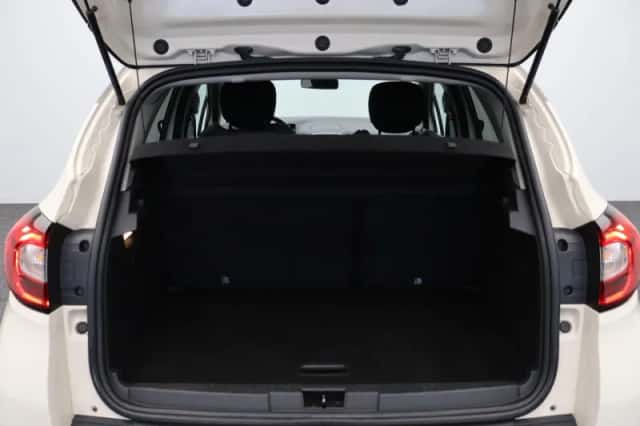 Renault Captur (2018) thumbnail 15