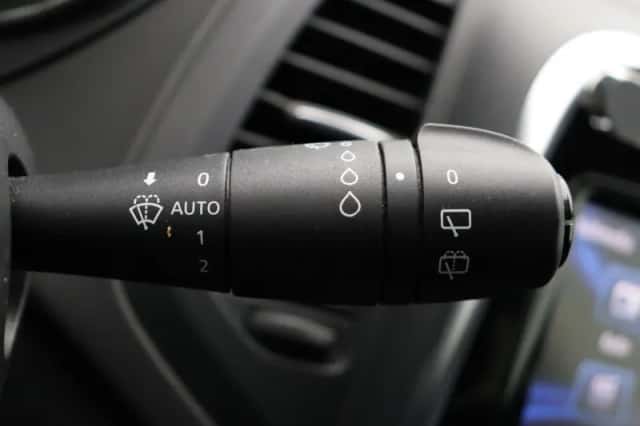 Renault Captur (2018) thumbnail 23