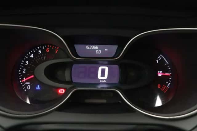 Renault Captur (2018) thumbnail 25