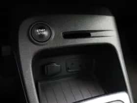 Renault Captur (2018) thumbnail 28