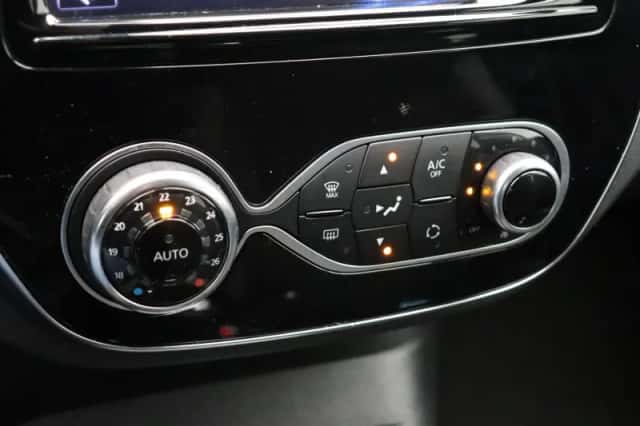 Renault Captur (2018) thumbnail 29
