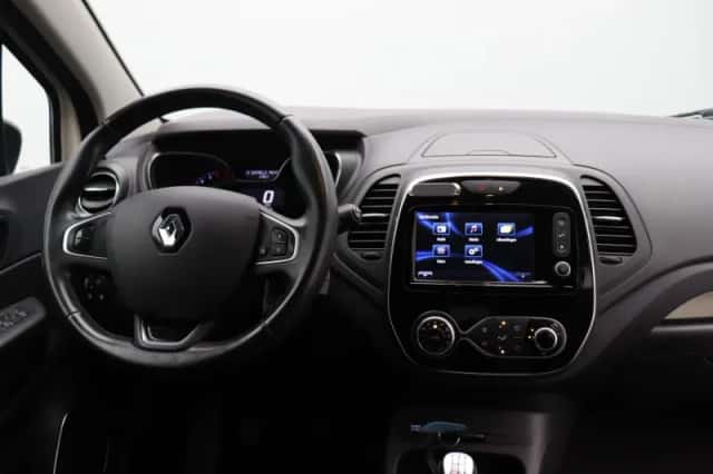 Renault Captur (2018) thumbnail 4