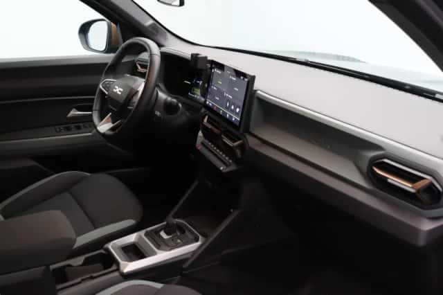 Dacia Duster (2025) thumbnail 14