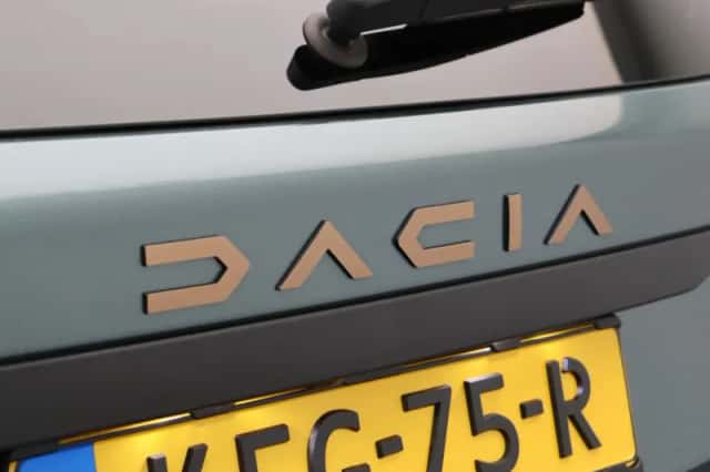 Dacia Duster (2025) thumbnail 39