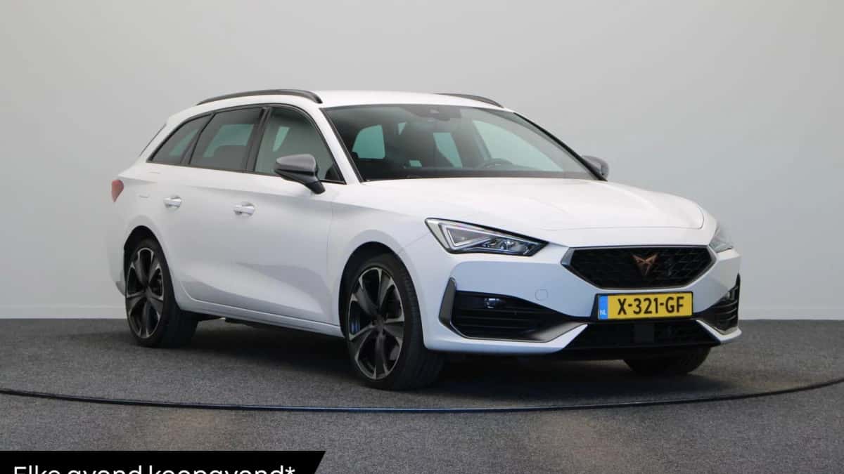 CUPRA Leon Sportstourer (2021) — foto 1