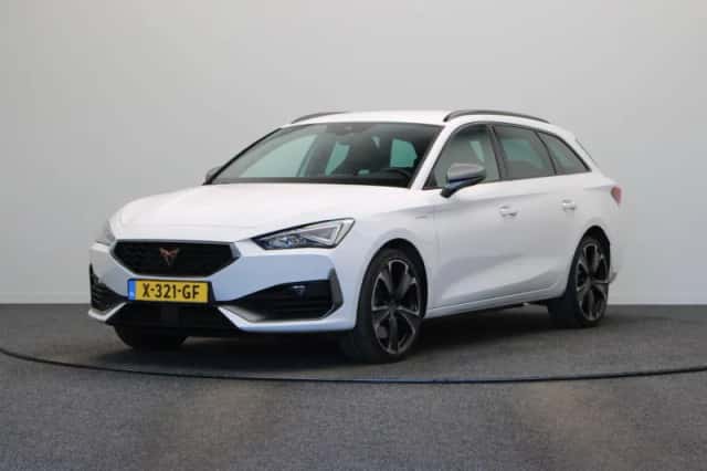CUPRA Leon Sportstourer (2021) thumbnail 11