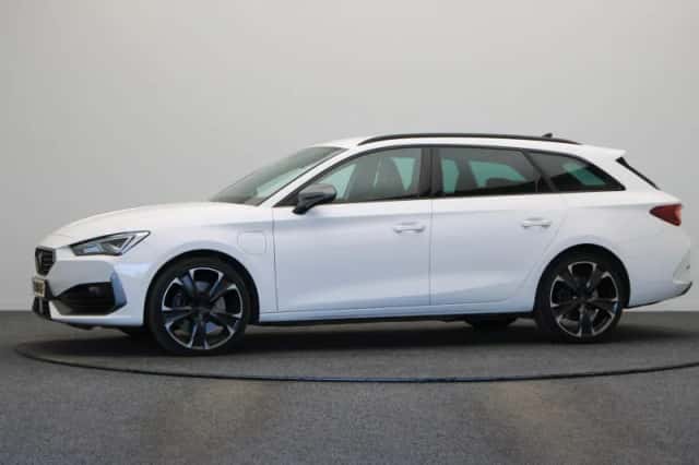 CUPRA Leon Sportstourer (2021) thumbnail 13