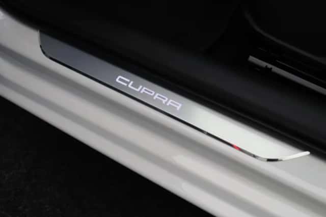 CUPRA Leon Sportstourer (2021) thumbnail 22