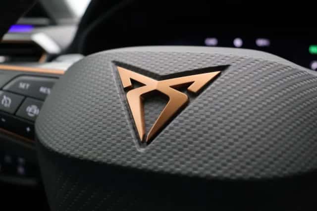 CUPRA Leon Sportstourer (2021) thumbnail 28