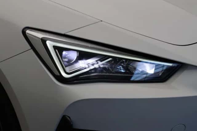CUPRA Leon Sportstourer (2021) thumbnail 50