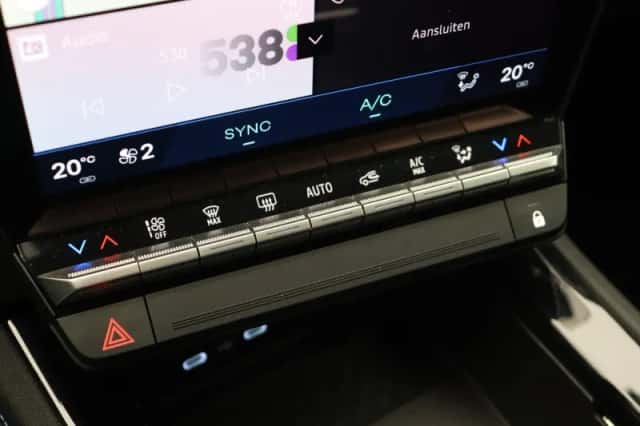 Renault Espace (2025) thumbnail 36