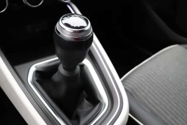 Renault Clio (2023) thumbnail 22