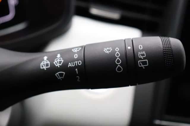 Renault Clio (2023) thumbnail 24