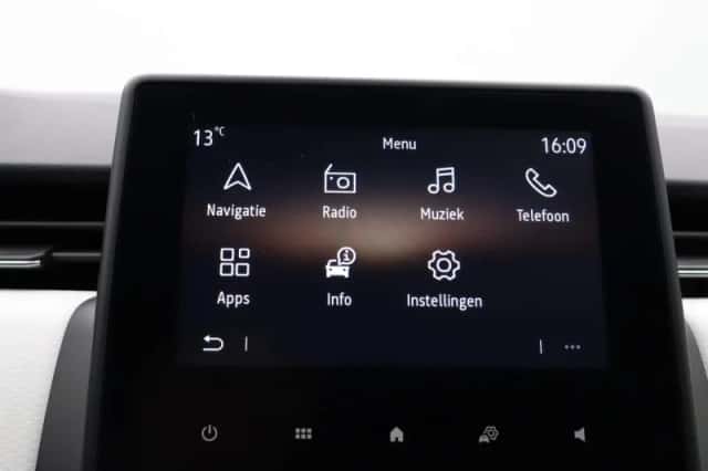 Renault Clio (2023) thumbnail 30