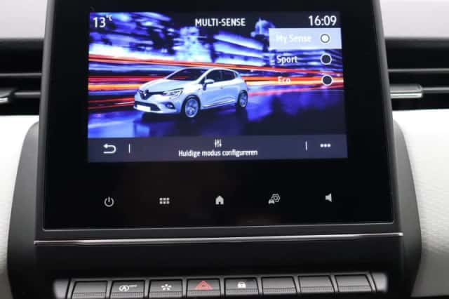 Renault Clio (2023) thumbnail 32