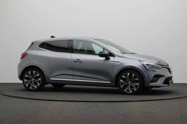 Renault Clio (2023) thumbnail 9