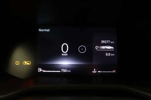 Renault Clio (2024) thumbnail 25