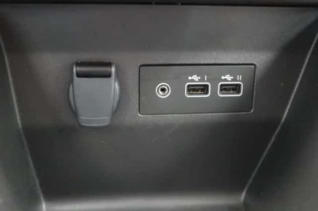 Renault Clio (2024) thumbnail 27