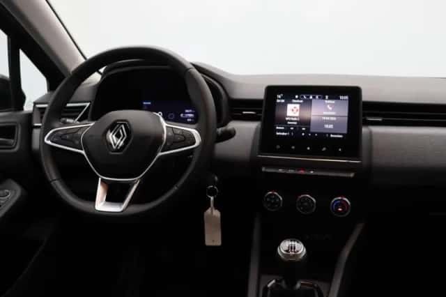 Renault Clio (2024) thumbnail 4