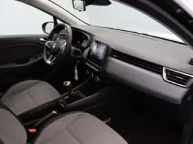 Renault Clio (2024) thumbnail 5