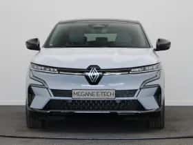 Renault Mégane E-Tech (2023) thumbnail 4