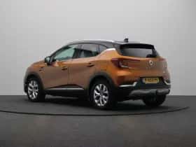 Renault Captur (2021) thumbnail 2