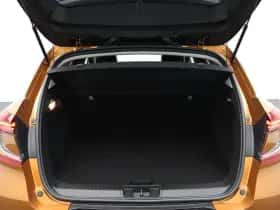 Renault Captur (2021) thumbnail 17