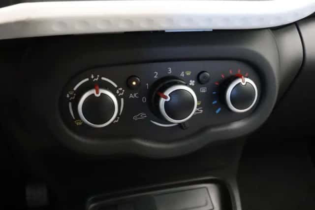 Renault Twingo (2021) thumbnail 28