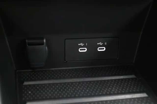 Renault Captur (2025) thumbnail 31
