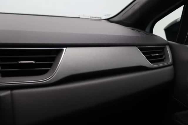 Renault Captur (2025) thumbnail 37