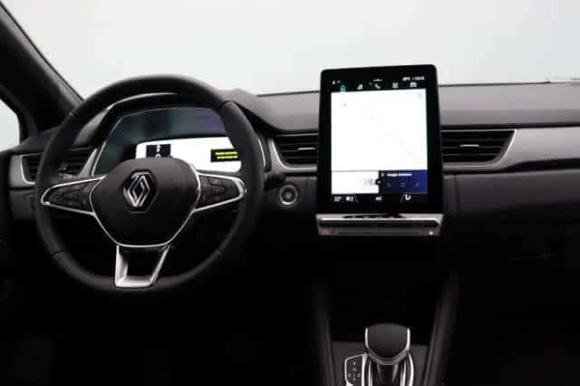 Renault Captur (2025) thumbnail 5