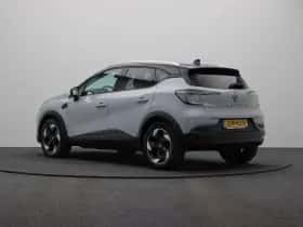Renault Captur (2024) thumbnail 2