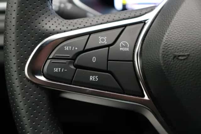 Renault Captur (2024) thumbnail 11
