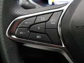 Renault Captur (2024) thumbnail 11