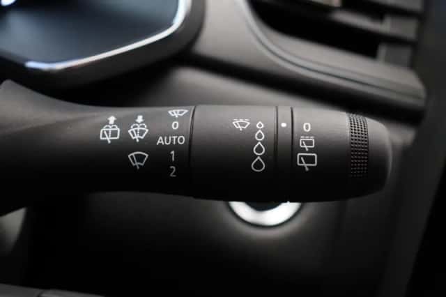 Renault Captur (2024) thumbnail 14