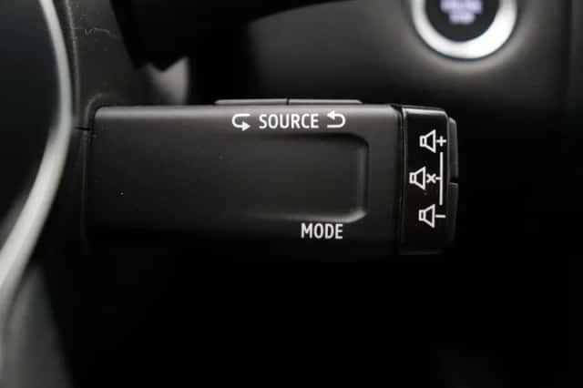 Renault Captur (2024) thumbnail 15