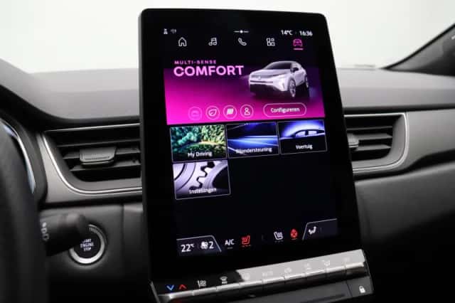 Renault Captur (2024) thumbnail 25