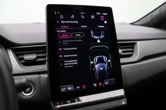 Renault Captur (2024) thumbnail 26