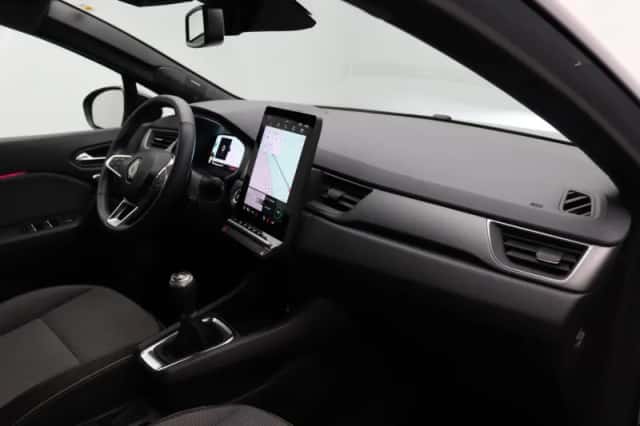 Renault Captur (2024) thumbnail 41