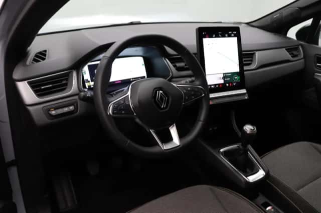 Renault Captur (2024) thumbnail 44
