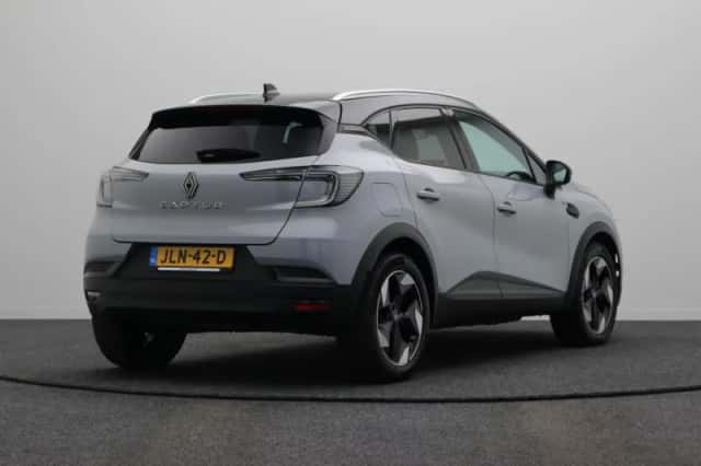 Renault Captur (2024) thumbnail 8