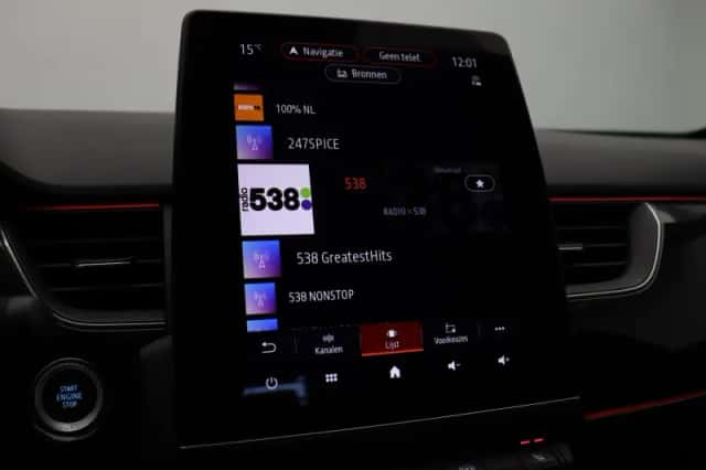 Renault Arkana (2021) thumbnail 38