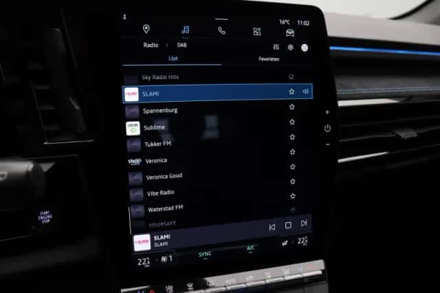 Renault Austral (2023) thumbnail 36